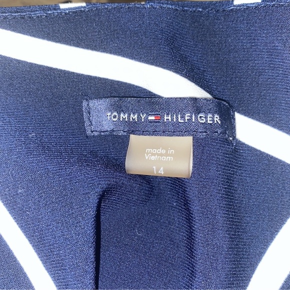 Tommy Hilfiger Weekender Abstract Shift Dress - Picture 6 of 10